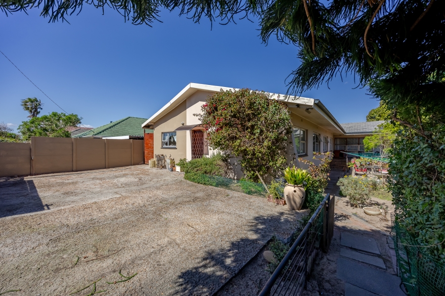 4 Bedroom Property for Sale in Boston Western Cape